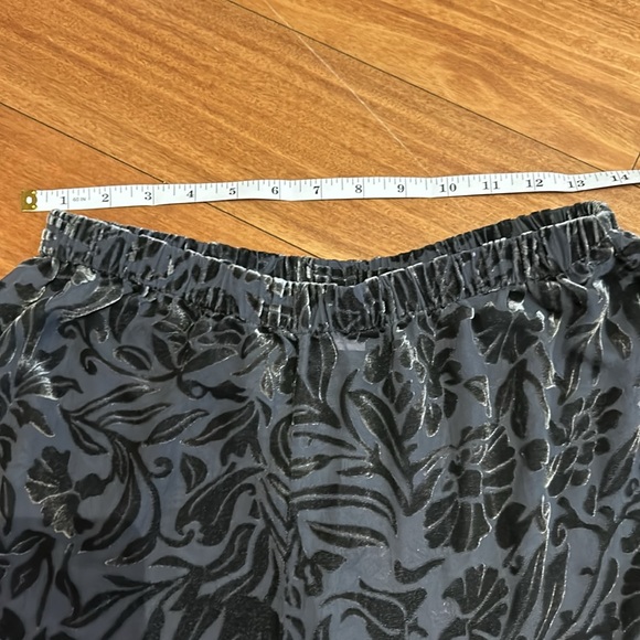 Victoria’s Secret Silk and Velvet Pajama Pants - Picture 3 of 7